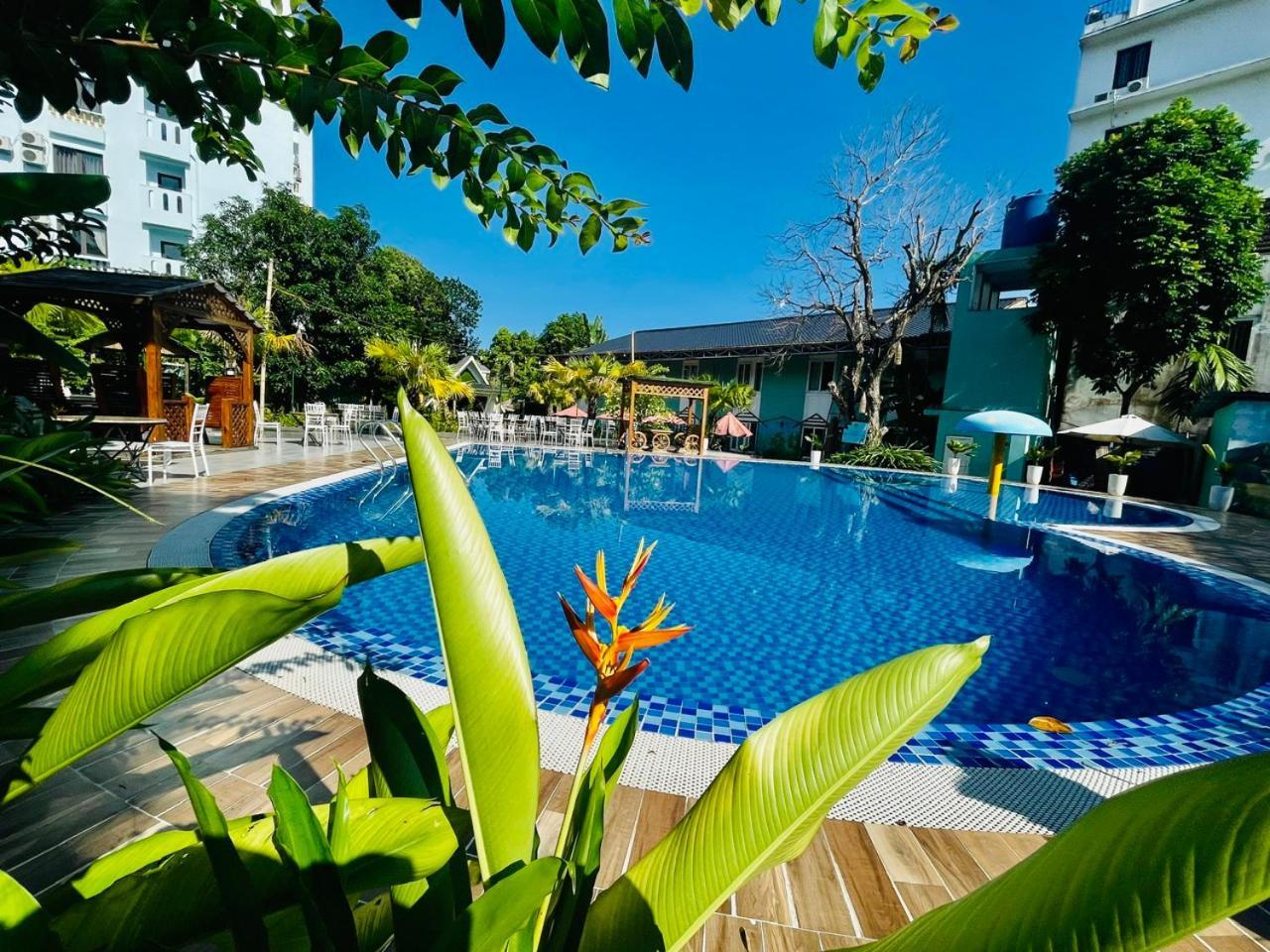 Minh Chau Beach Resort Quang Ninh  Bagian luar foto