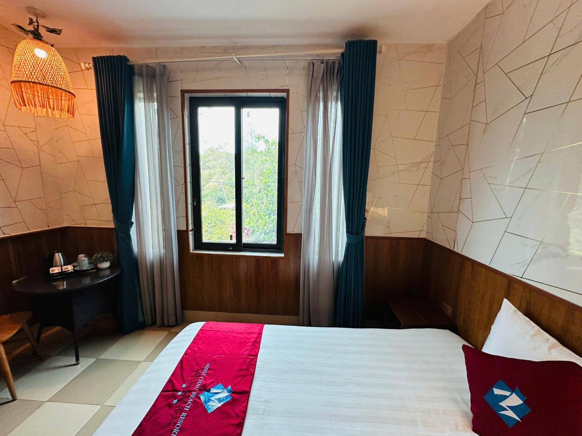 Minh Chau Beach Resort Quang Ninh  Bagian luar foto